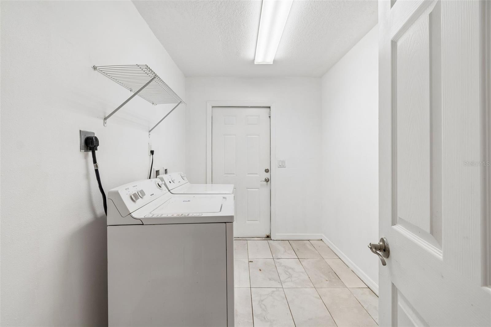 DE SOTO LAKES - Residential