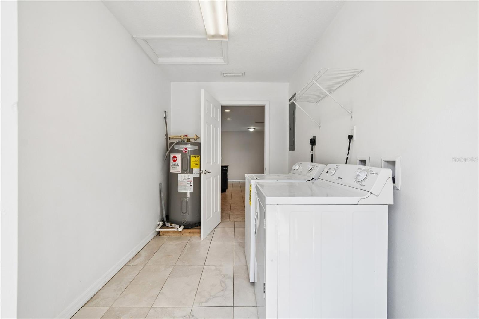 DE SOTO LAKES - Residential