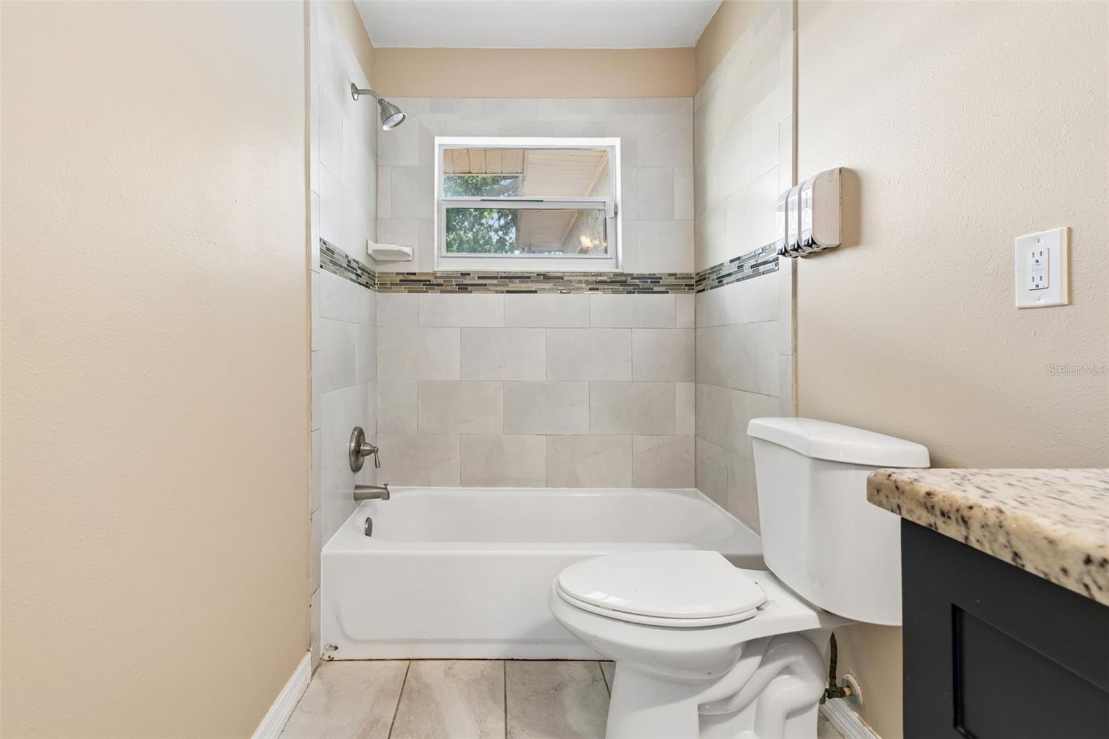 DE SOTO LAKES - Residential