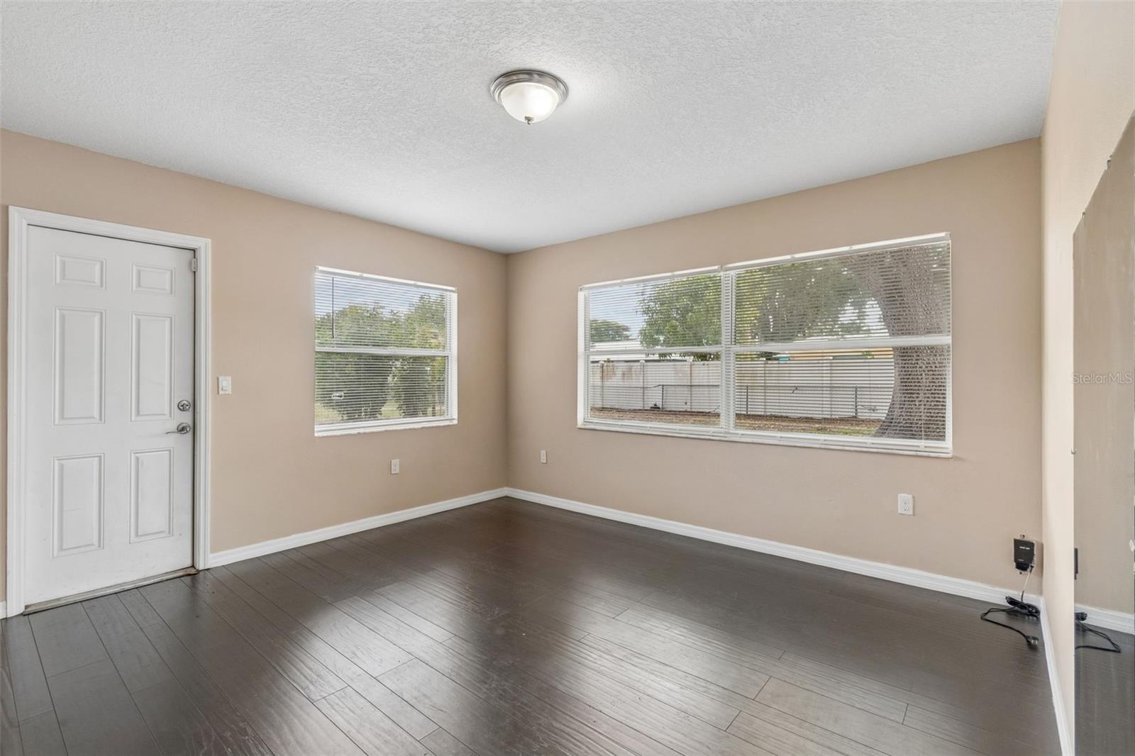 DE SOTO LAKES - Residential