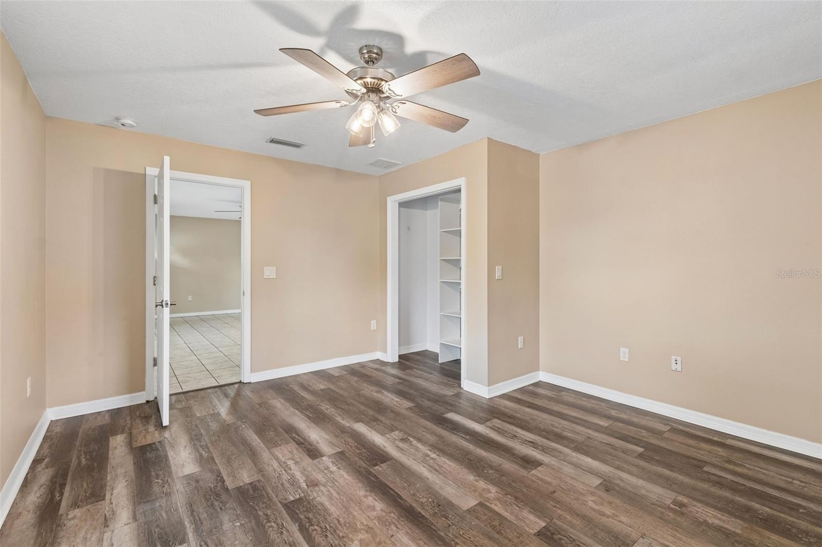 DE SOTO LAKES - Residential