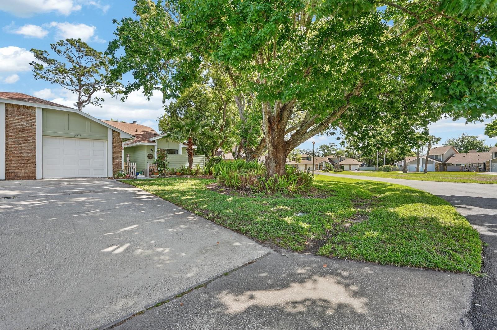 PELICAN BAY PH 04 UNIT 01 - Residential