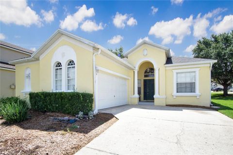 Photo of 546 Pineloch Drive, Haines City, FL 33844 (MLS # P4938880)
