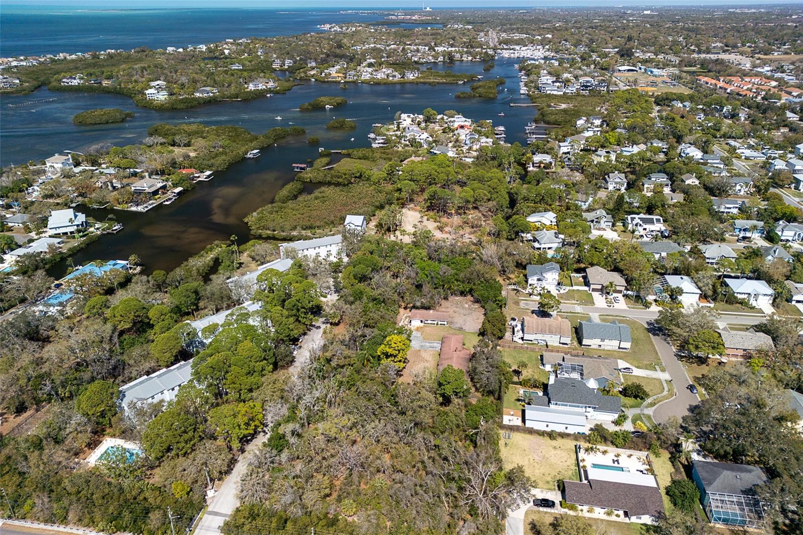 RYANS WOODS - Residential