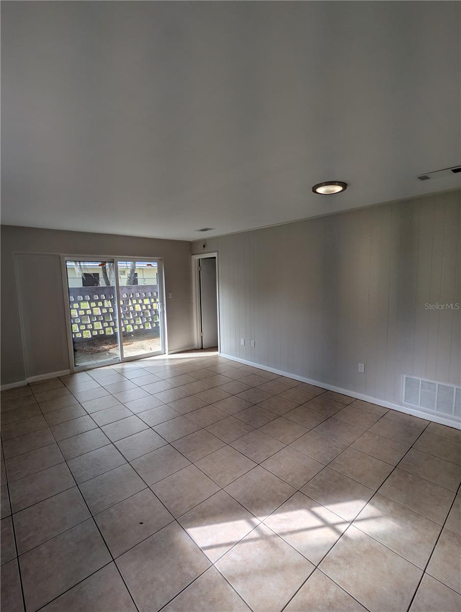 OAK HILL - Residential Lease