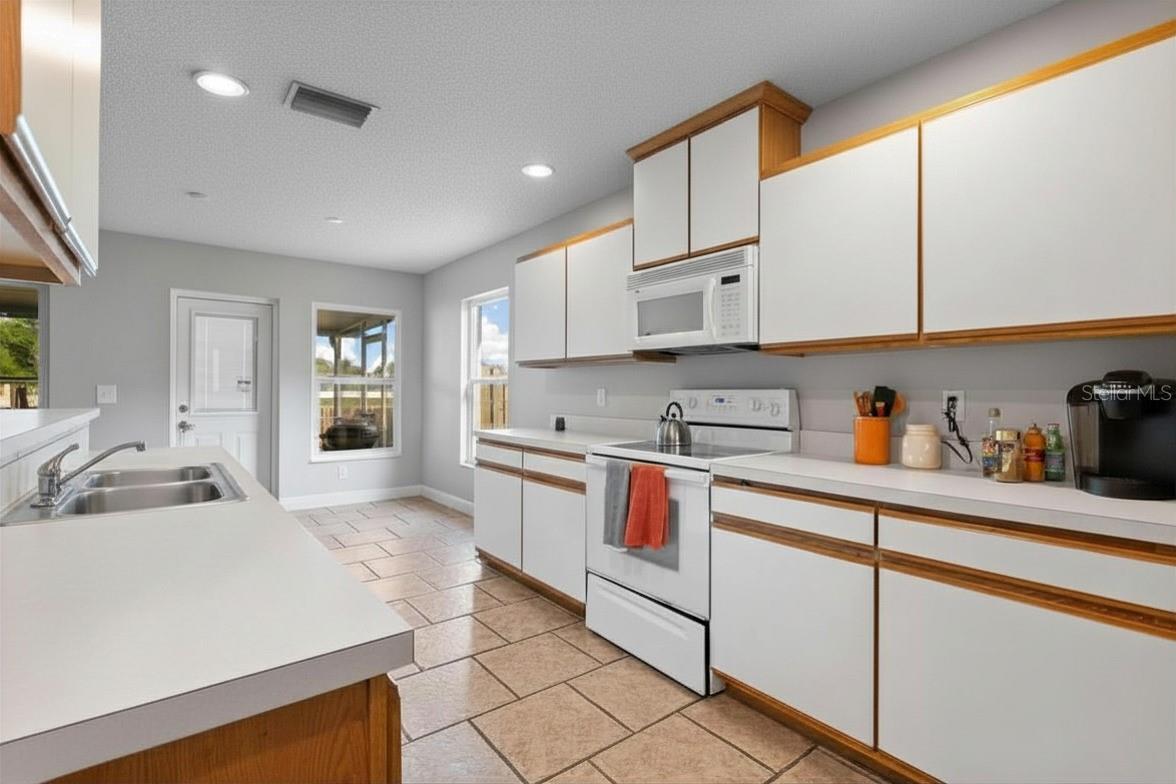 KINGSFIELD PH V - Residential