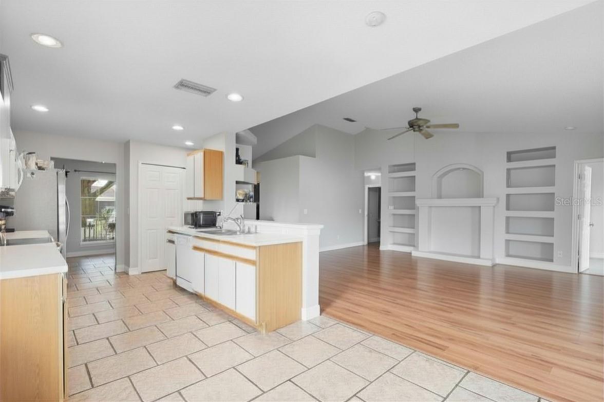 KINGSFIELD PH V - Residential