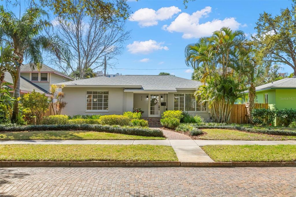 Photo of 516 13th Avenue NE, St Petersburg, FL 33701 (MLS # TB8480791)