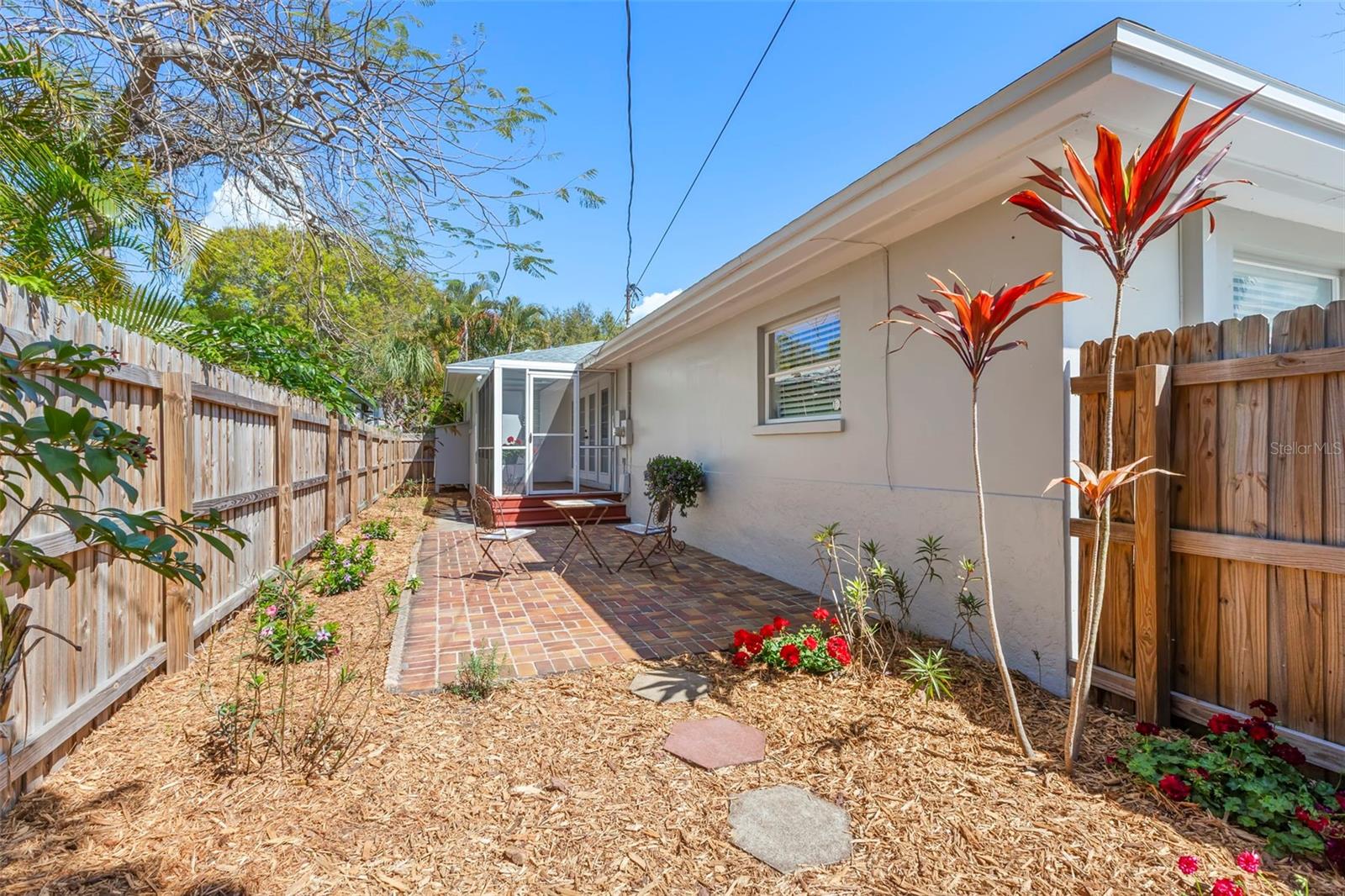 BAY FRONT SUB - Residential