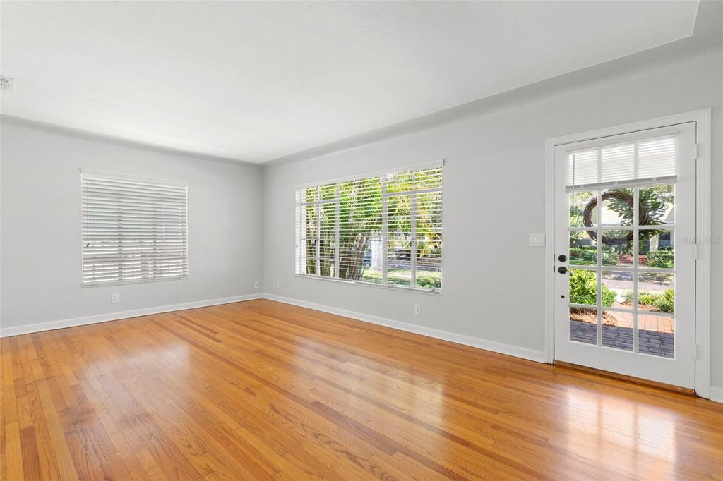 Photo of 516 13th Avenue NE, St Petersburg, FL 33701 (MLS # TB8480791)