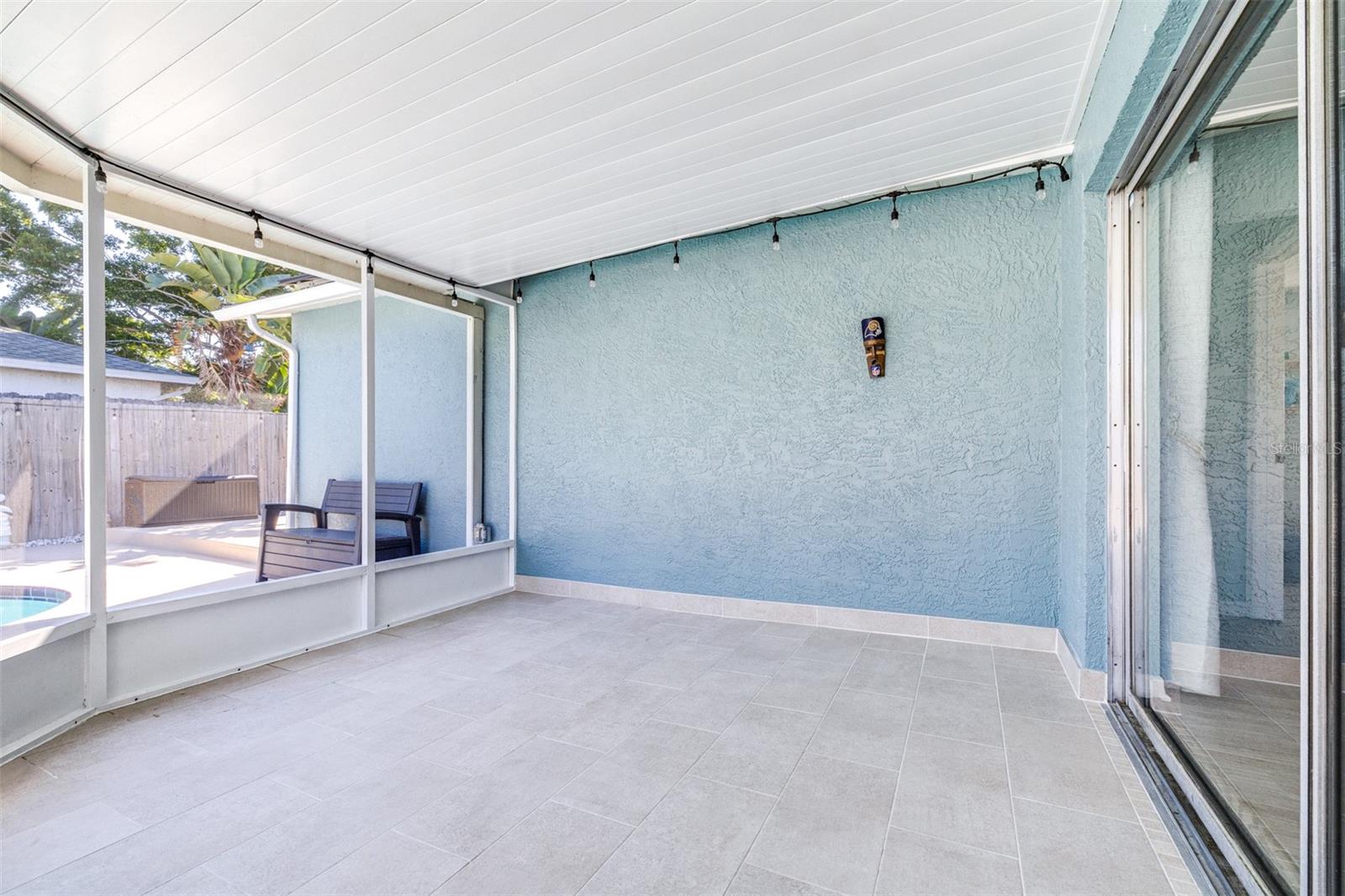 LEONA HEIGHTS - Residential