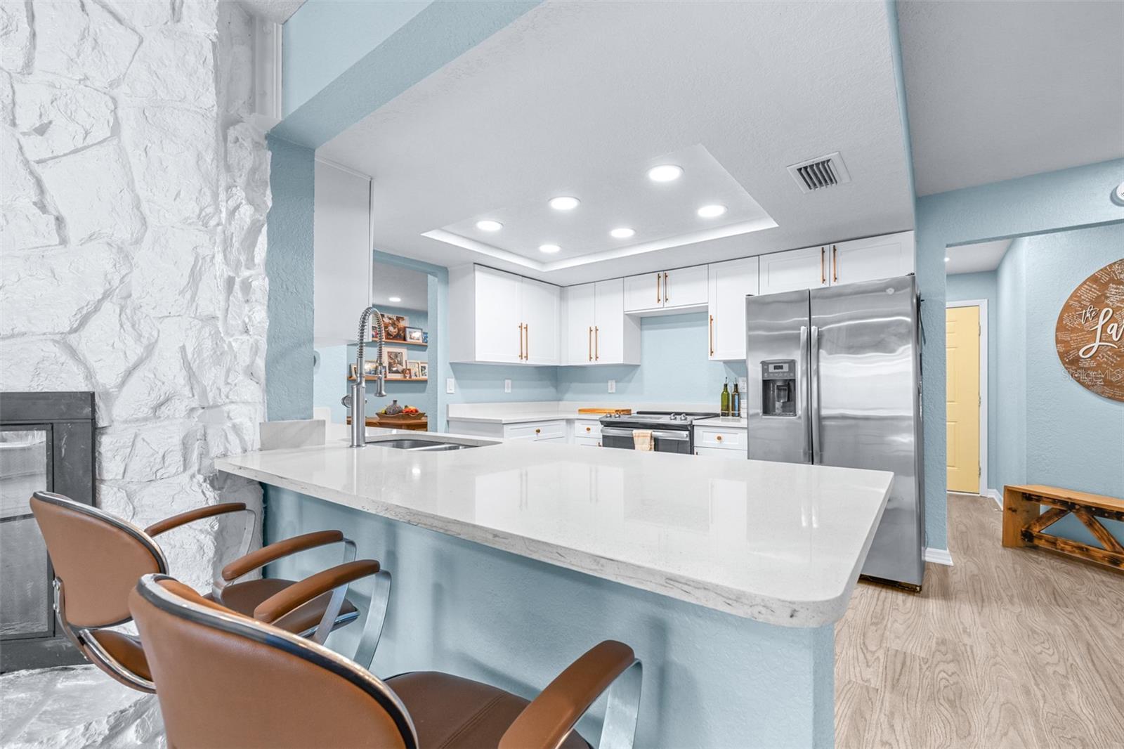 LEONA HEIGHTS - Residential