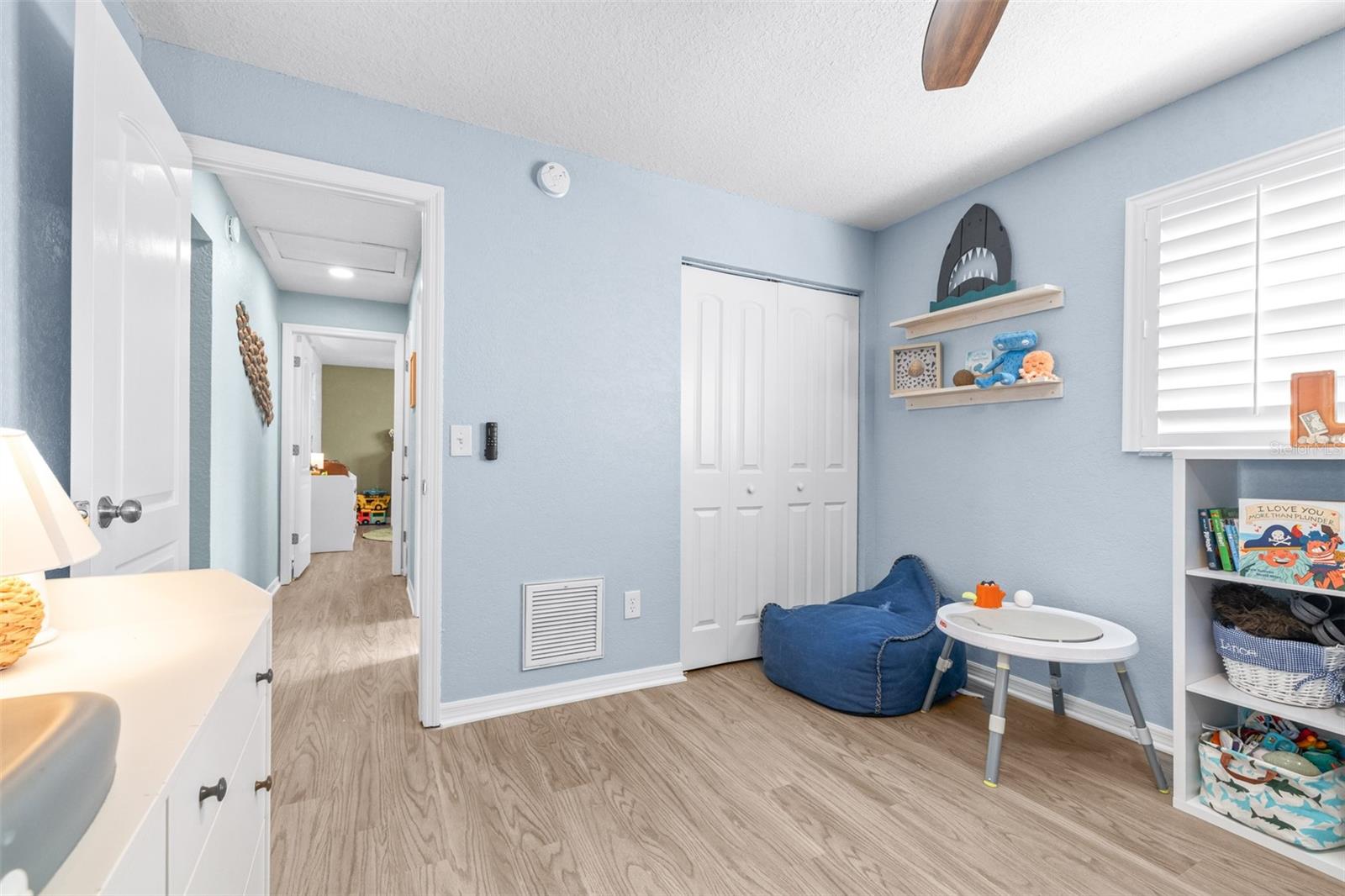 LEONA HEIGHTS - Residential