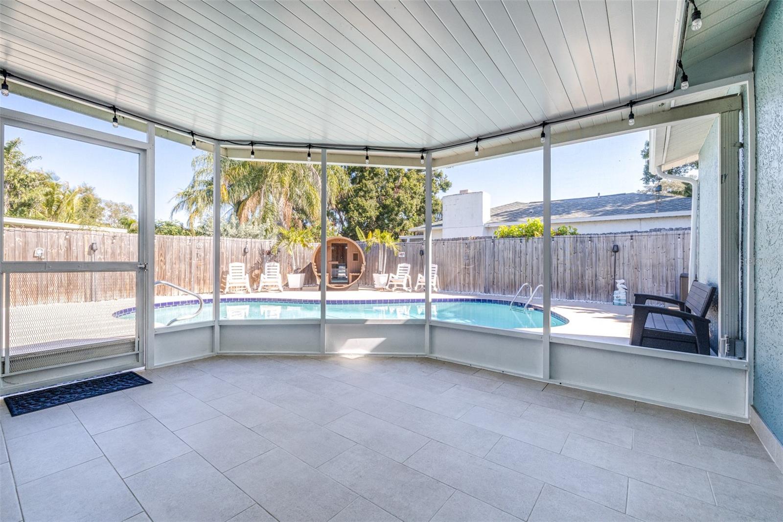 LEONA HEIGHTS - Residential