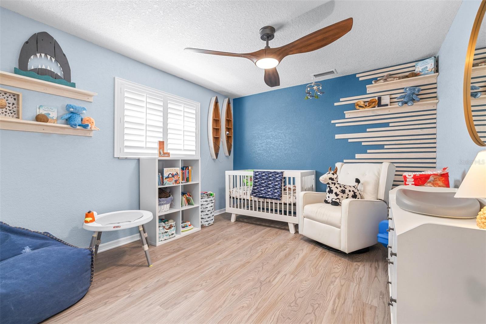 LEONA HEIGHTS - Residential