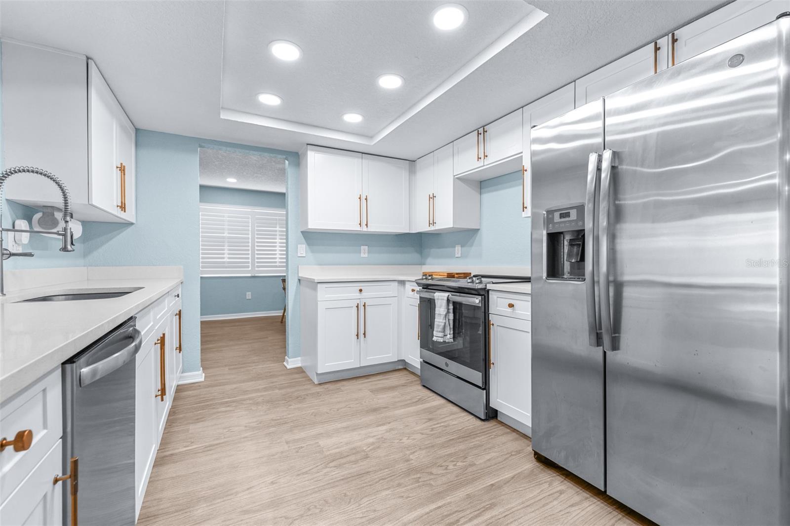 LEONA HEIGHTS - Residential