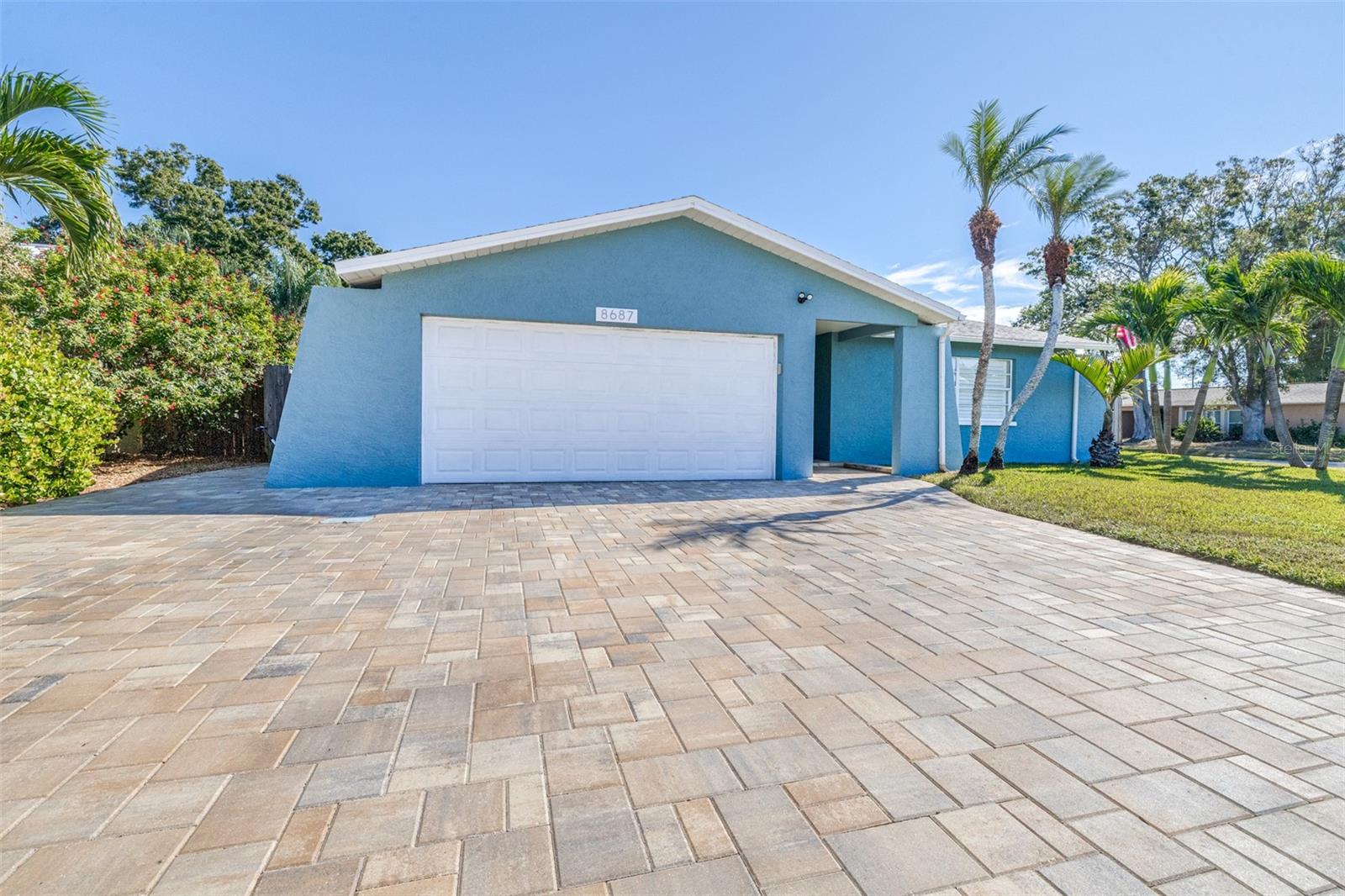 LEONA HEIGHTS - Residential