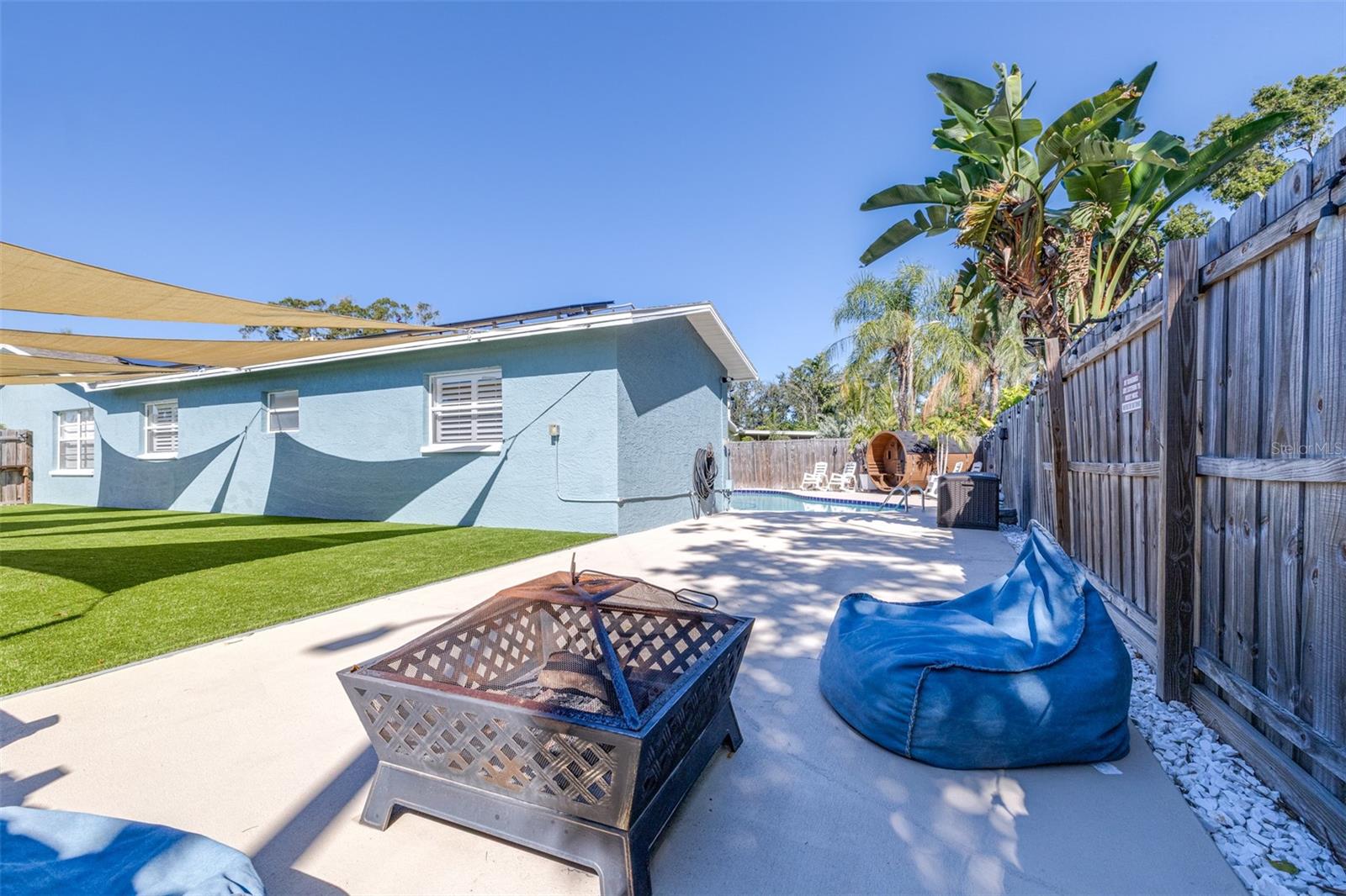 LEONA HEIGHTS - Residential