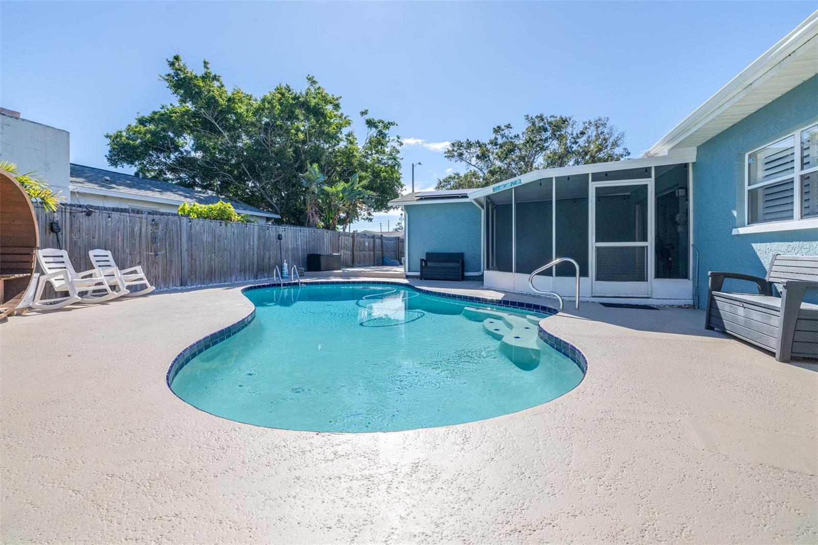 LEONA HEIGHTS - Residential