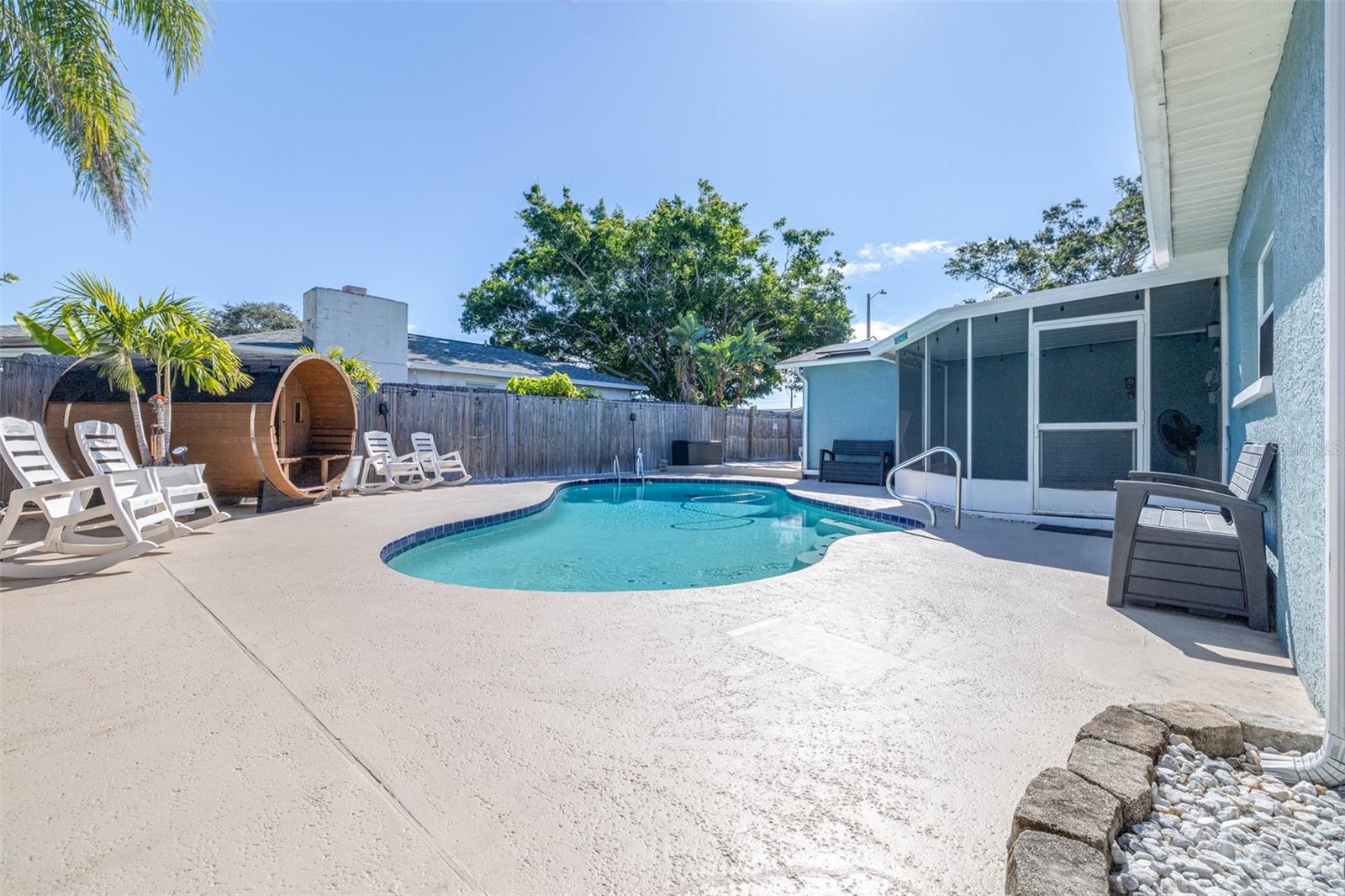 LEONA HEIGHTS - Residential