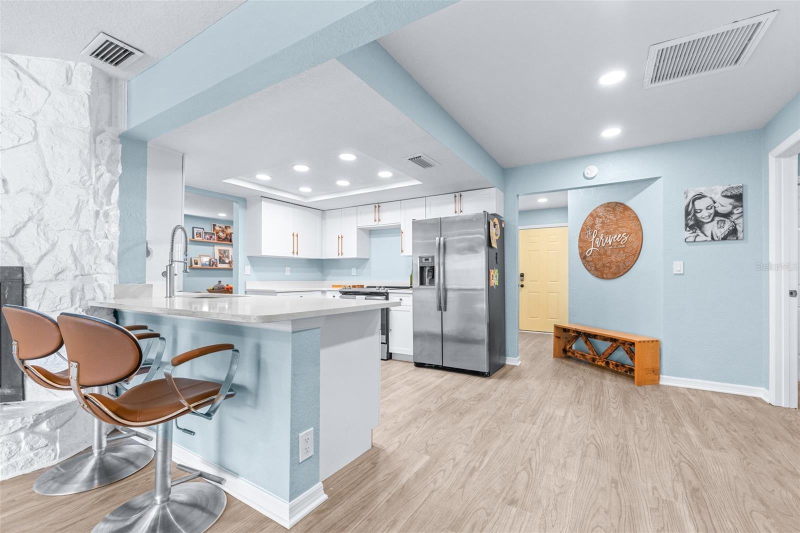 LEONA HEIGHTS - Residential