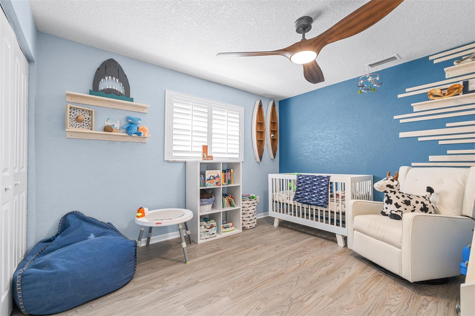 LEONA HEIGHTS - Residential