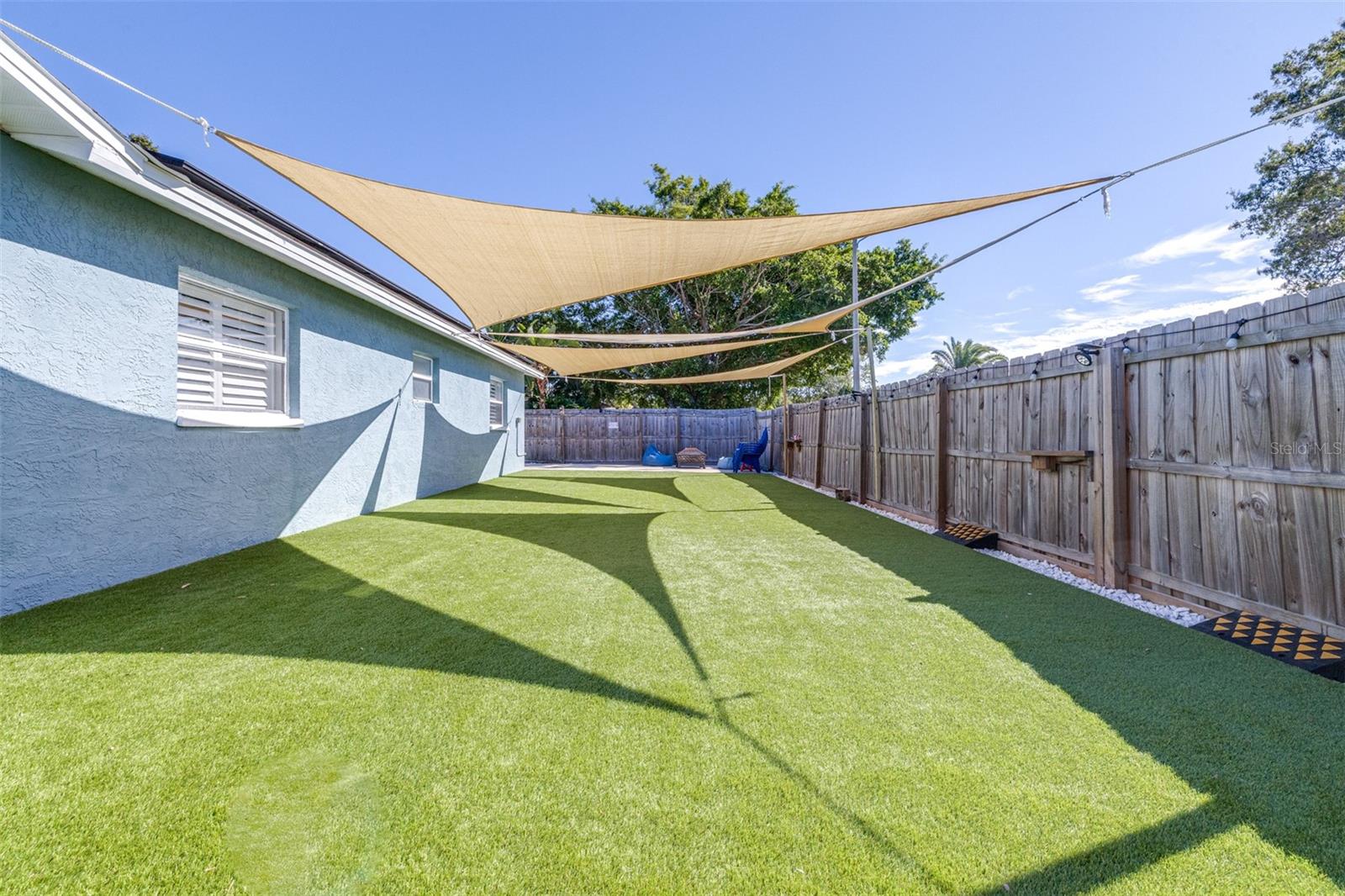 LEONA HEIGHTS - Residential