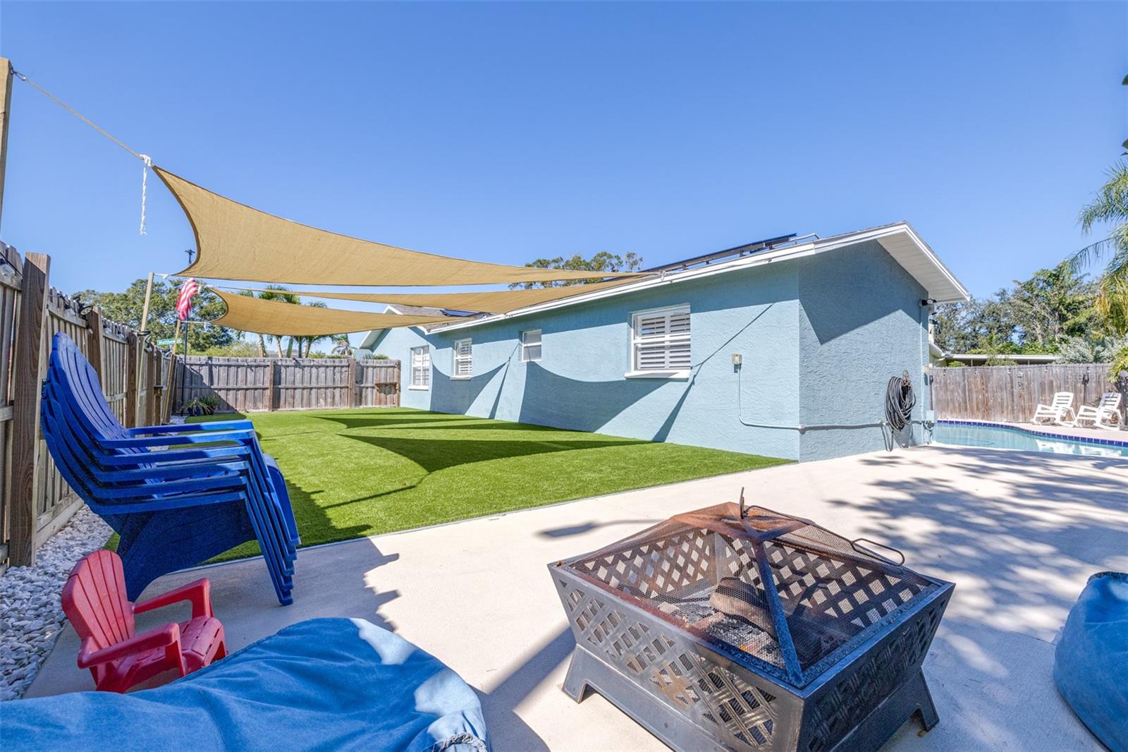 LEONA HEIGHTS - Residential