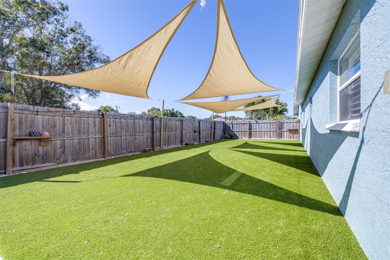 LEONA HEIGHTS - Residential