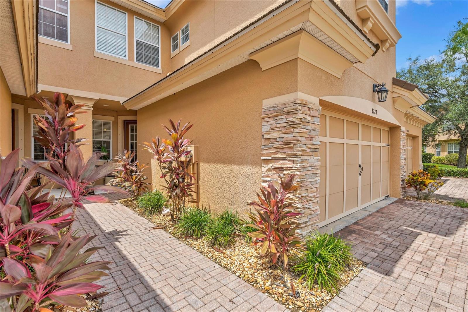 8228 VILLA GRANDE COURT