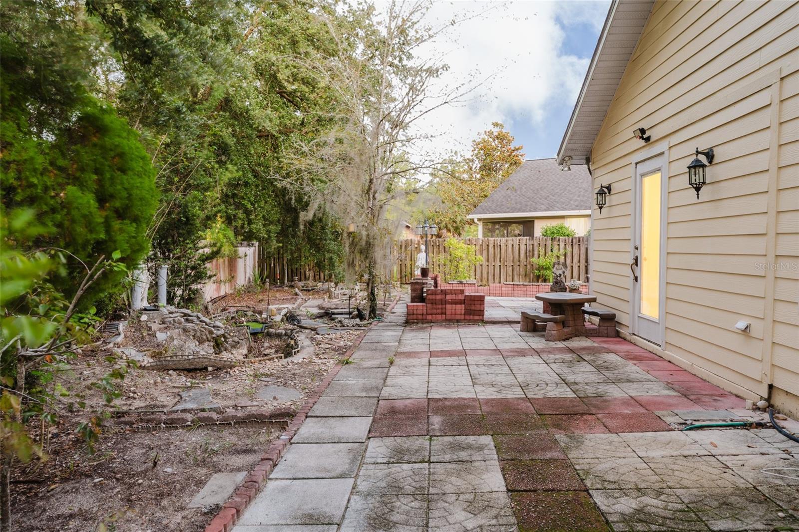 SORRENTO PH 1 - Residential Lease