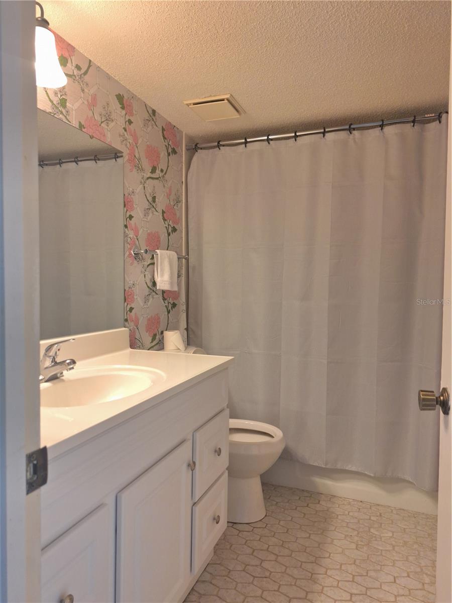 FAIRWAYS/SILVER SPGS SHORES CO - Residential