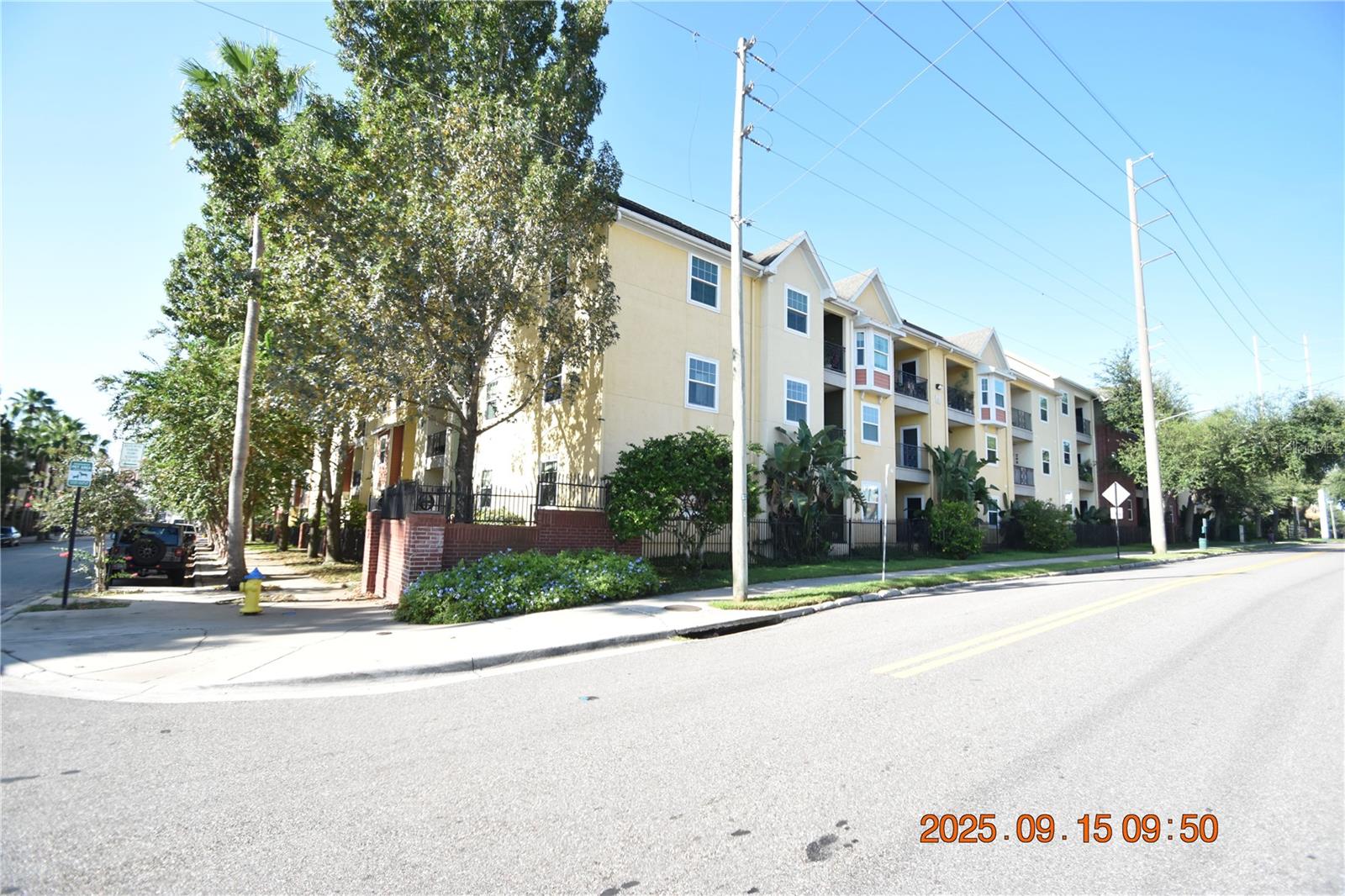 1 Bed/ 1 Bath Condo in Tampa with 867 sq ft. of living space!
Welcome Home to your gated community at The Quarters in lively Ybor City.
2nd floor home.
Enjoy the many amenities here! Swimming pools, hot tub, 24 hr. fitness center, clubhouse, grilling areas, market with deli, and bike rentals.
Water, sewer, and trash is included in the rent!
Assigned parking means you'll always have a spot.
Gorgeous hardwood flooring is sure to accentuate your décor!
Plush carpet adds warmth and is so comfy on your feet!
Lovely granite counters and kitchen pantry to keep your essentials organized.
Stainless steel kitchen appliances include range, refrigerator, microwave, and dishwasher.
Breakfast bar is perfect for entertaining or those on-the-go days.
Separate dining area for family meal time.
Walk-in closet of course, plenty of space for a fashionista.
Bathroom boasts a garden tub to soak your cares away.
Linen closet for added storage.
Window blinds allow just the right amount of light.
Ceiling fans will be sending you a cool breeze.
Covered patio with lovely courtyard view is great for relaxing and enjoying the Florida weather.
Pantry and linen closet helps keep all of your essentials organized.
Washer & dryer INCLUDED for your convenience.
Efficient central AC and heat will keep you comfy year round.
HOA APROVAL NEEDED at this condo, contact leasing agent for details.
Convenient to I-275, I-4, and the lively Historic Ybor City with unique establishments, groceries, retail and restaurants near by.
DONT FORGET TO CHECK OUT THE FULL WALKTHROUGH VIDEO AT OUR WEBSITE!