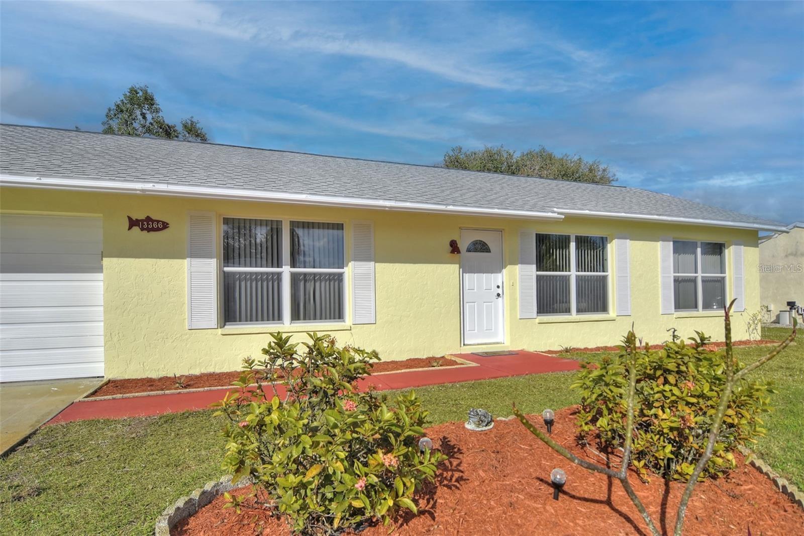 Beautifully Renovated 2-Bedroom Home in Gardens of Gulf Cove!
Move right into this stunningly updated 2-bedroom, 2-bathroom home with a 1-car garage, located in the highly sought-after Gardens of Gulf Cove community!
Featuring a modern open floor plan, this home offers new luxury vinyl plank (LVP) flooring in the main living areas and tile in all wet areas. The updated kitchen is a showstopper with granite countertops, white shaker-style cabinets, and a unique pebblestone tile backsplash—perfect for entertaining or everyday living.
The spacious primary bedroom includes a large walk-in closet, while the renovated ensuite bathroom boasts a modern tile shower with a glass enclosure, new vanity, and sleek bath hardware. The second bedroom is generously sized, and the guest bathroom is equally impressive with updated tile, vanity, hardware, and a stylish new light fixture.
Enjoy peace of mind with a new A/C and a roof that’s just 3 years old. This home is ideally located just minutes from Publix, Home Depot, local beaches, parks, and boat ramps—perfect for embracing the Florida lifestyle.
Community amenities include:
• Clubhouse with workout center
• Community pool
• Shuffleboard courts
• RV-friendly policy (store up to a 30-ft RV or boat on the property)
Don’t miss your chance to own this exceptional home in a vibrant, amenity-rich community. Schedule your private showing today!