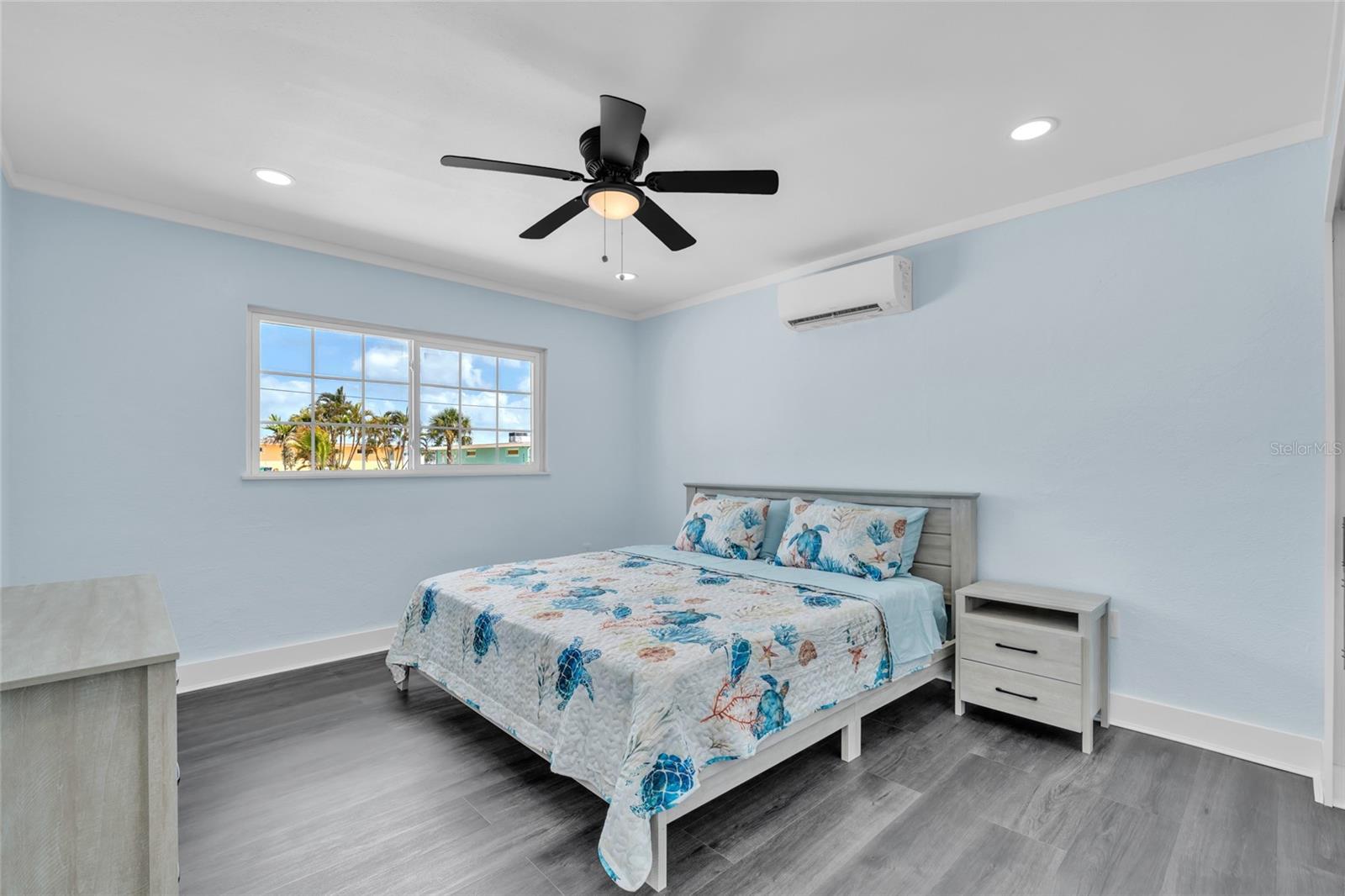 SEA SIDE GARDENS - Residential