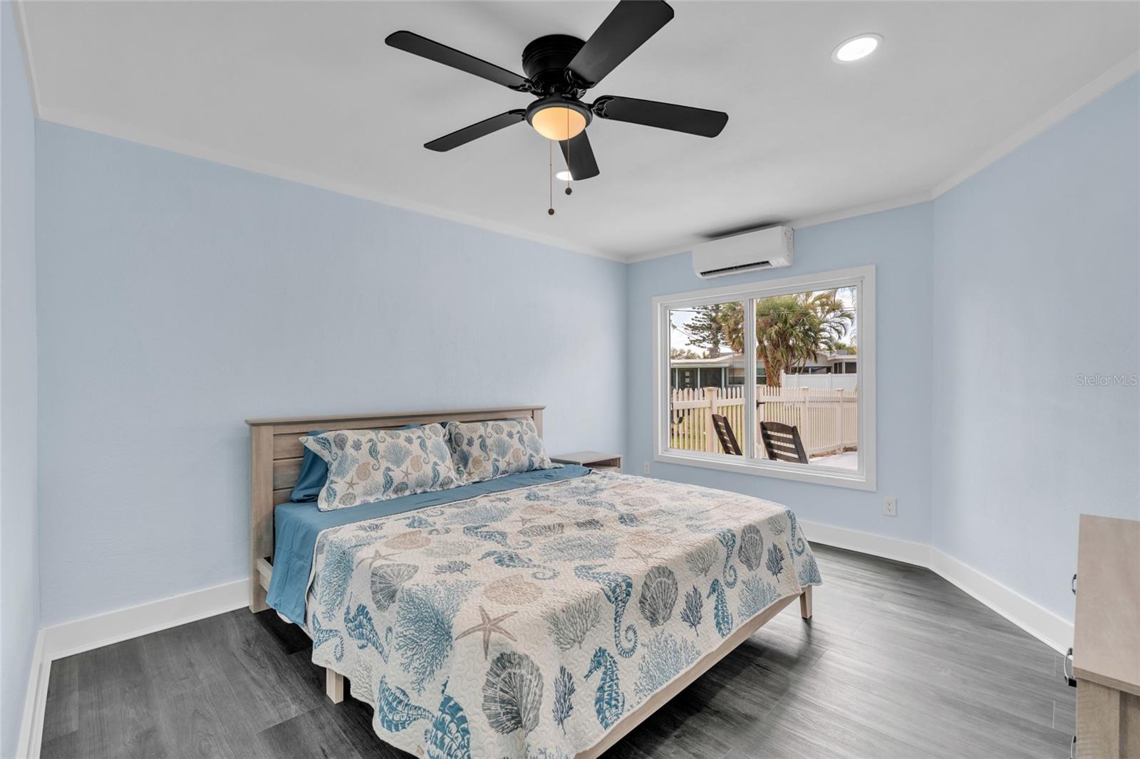 SEA SIDE GARDENS - Residential