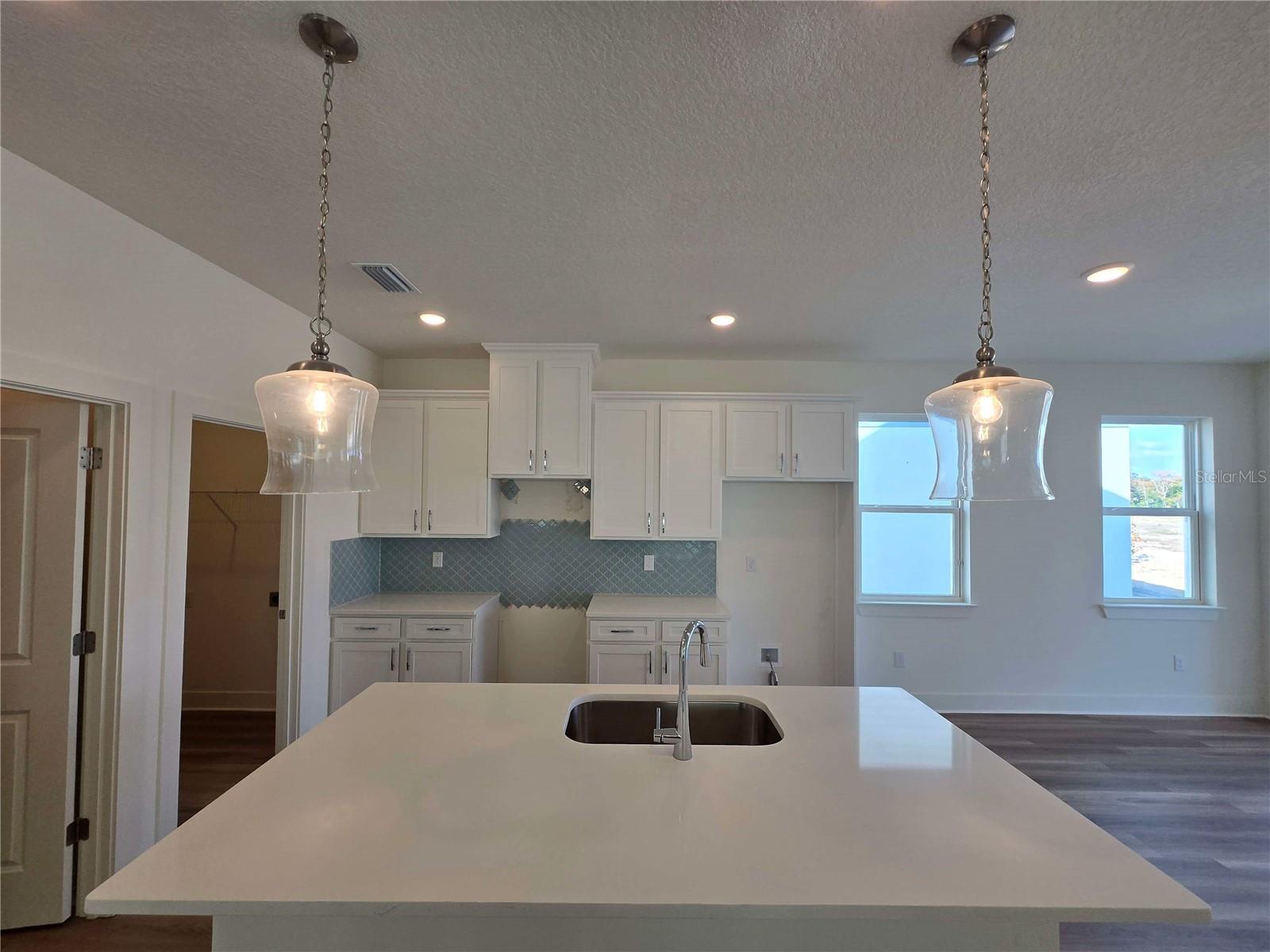 ARBOR MEADOWS - Residential