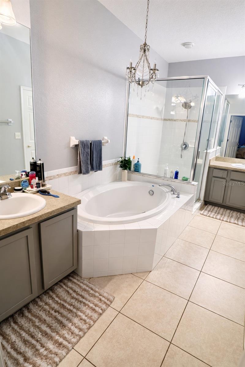 PALMER OAKS PH 1 & 2 - Residential Lease