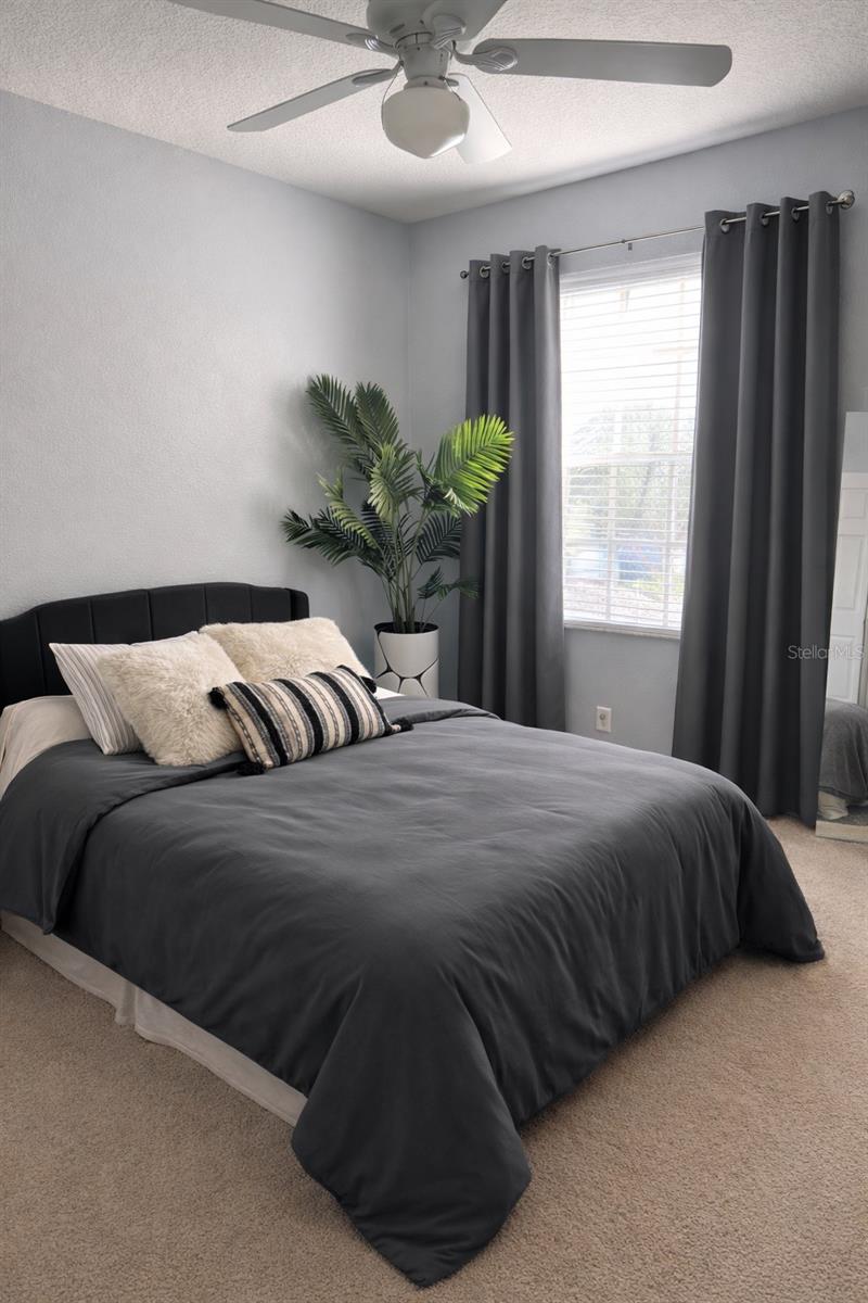 PALMER OAKS PH 1 & 2 - Residential Lease