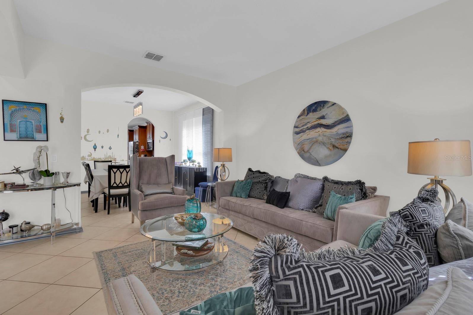 815 BELLA VIDA BOULEVARD