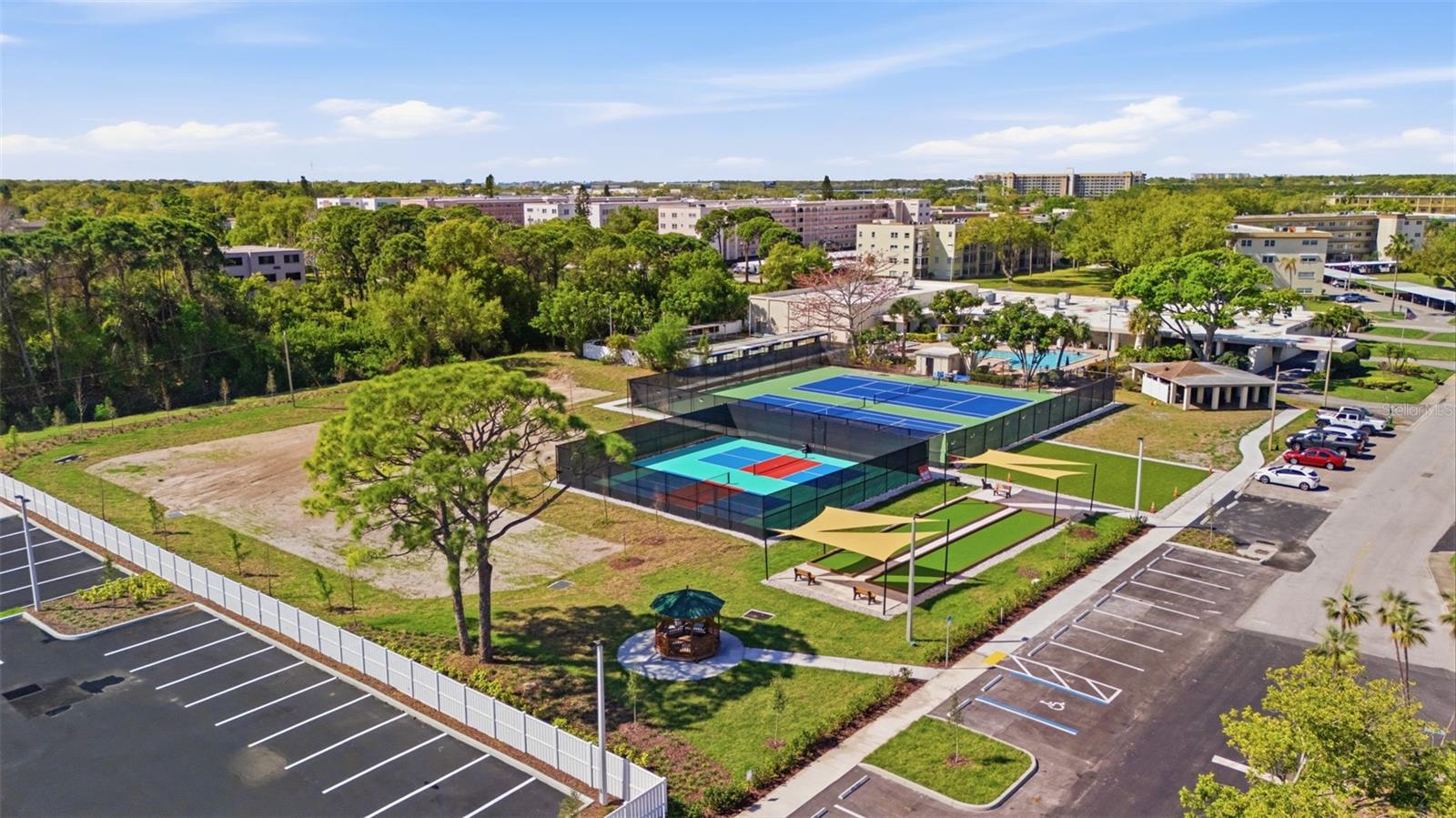 TERRACE PARK OF FIVE TOWNS - Residential