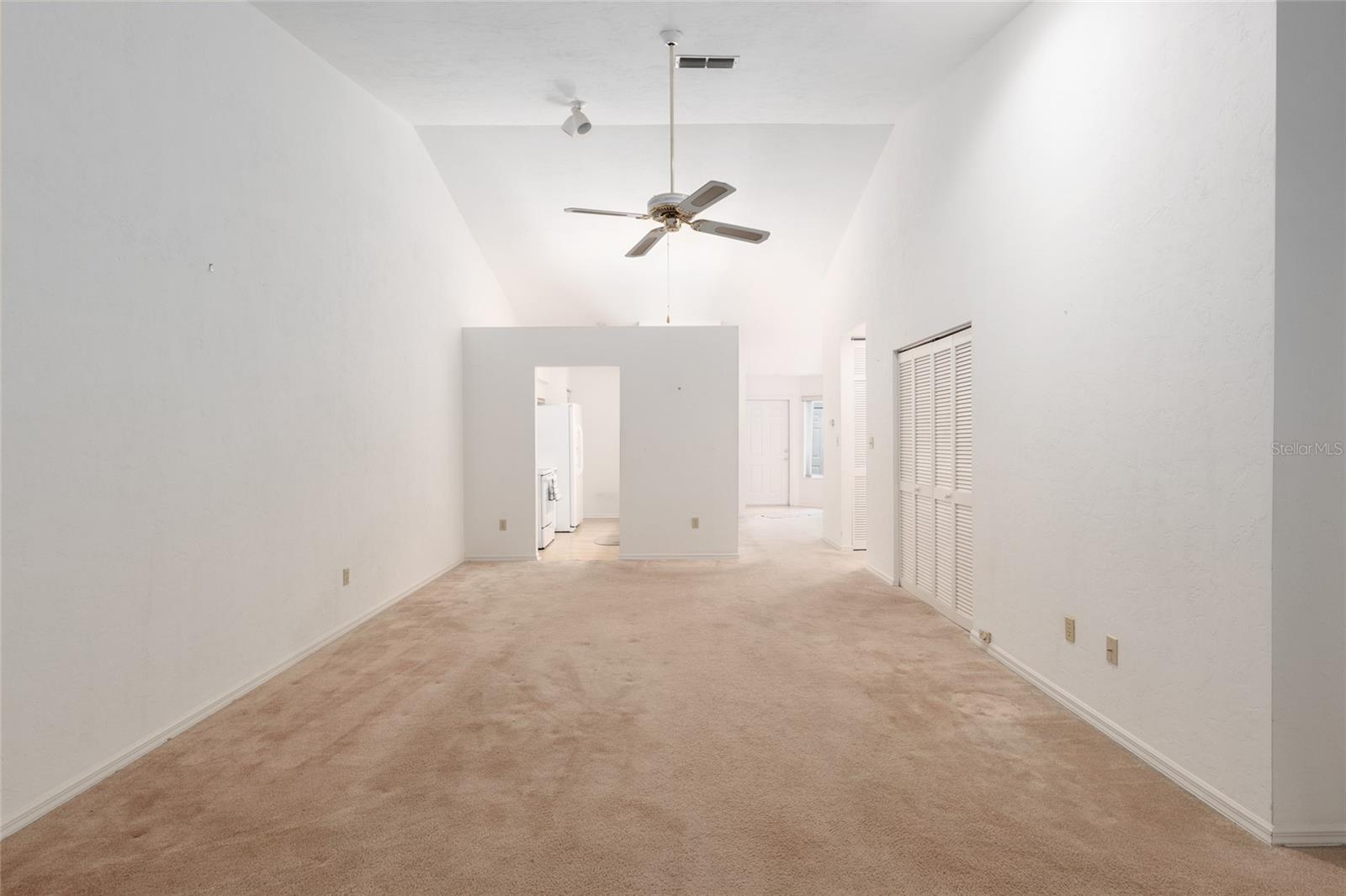 THE VILLAS OF WEST END UNIT 1B - Residential