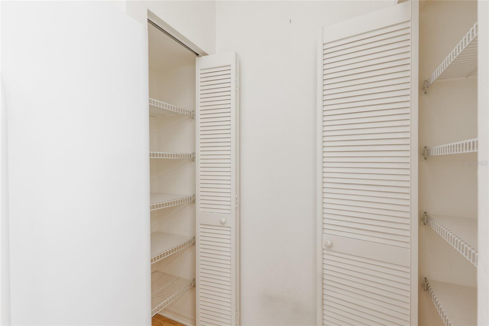 THE VILLAS OF WEST END UNIT 1B - Residential