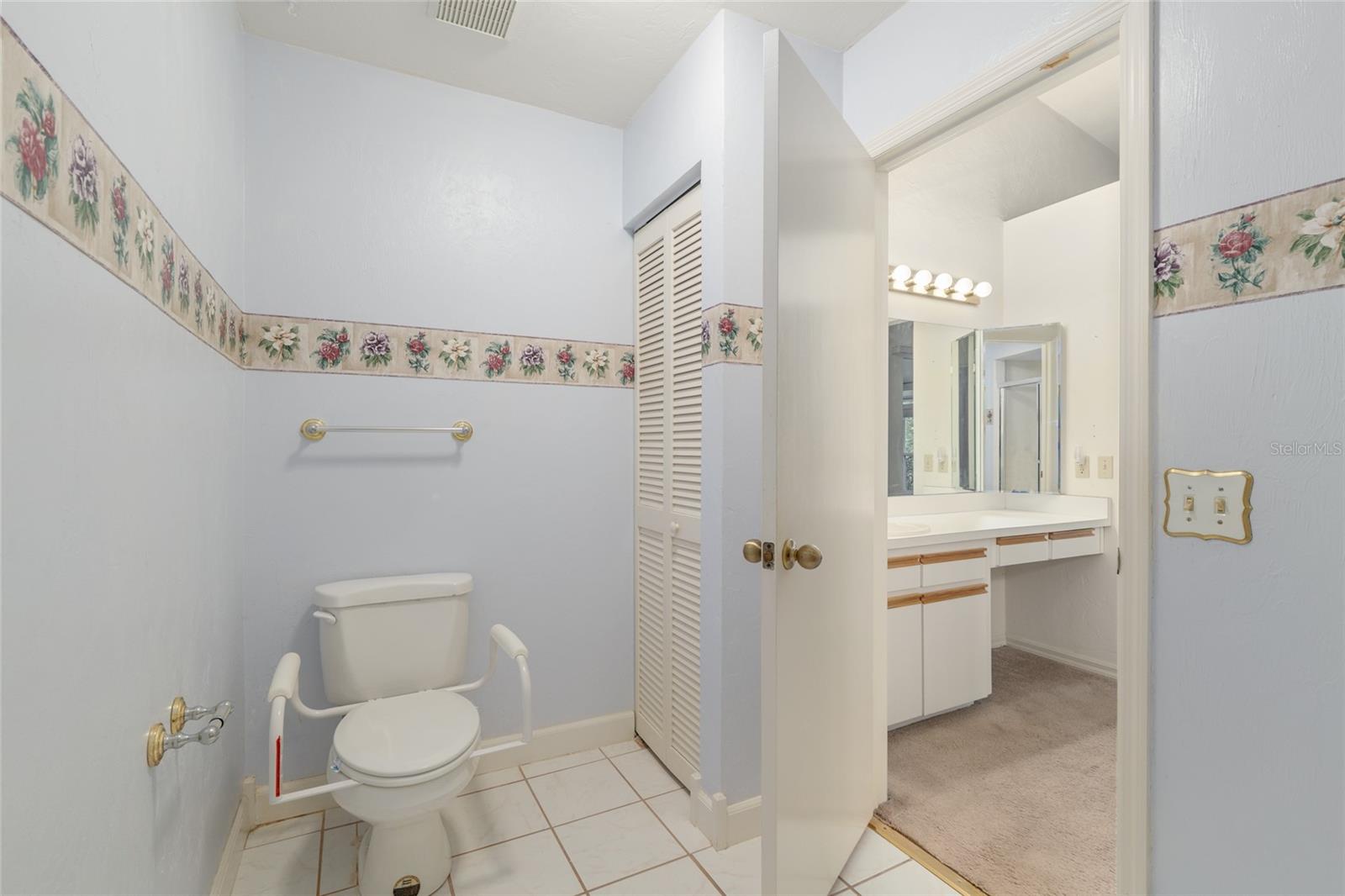 THE VILLAS OF WEST END UNIT 1B - Residential