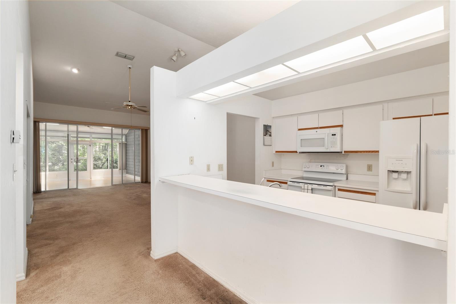 THE VILLAS OF WEST END UNIT 1B - Residential