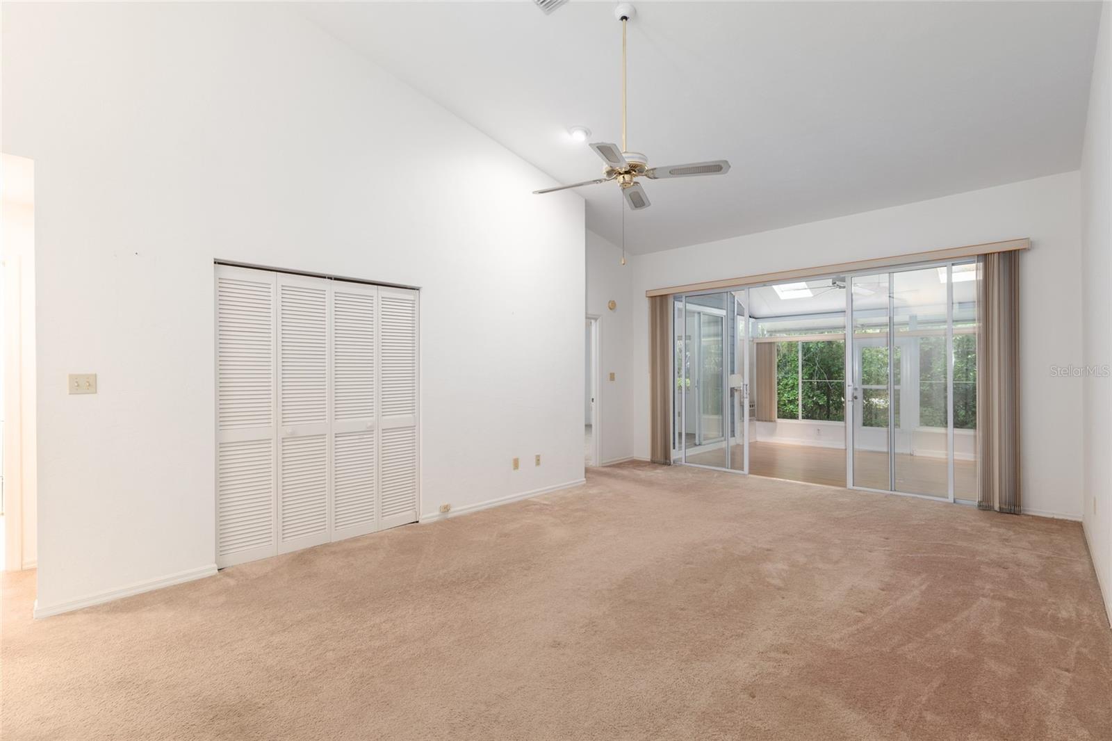 THE VILLAS OF WEST END UNIT 1B - Residential