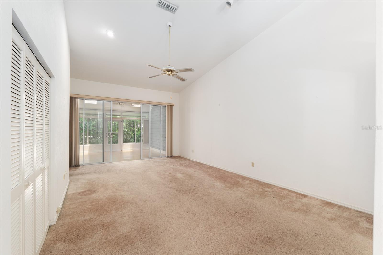 THE VILLAS OF WEST END UNIT 1B - Residential