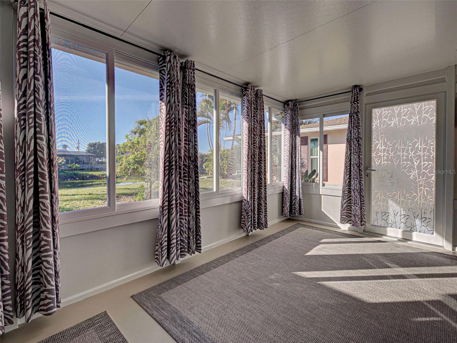 VENICE GARDENS - Residential