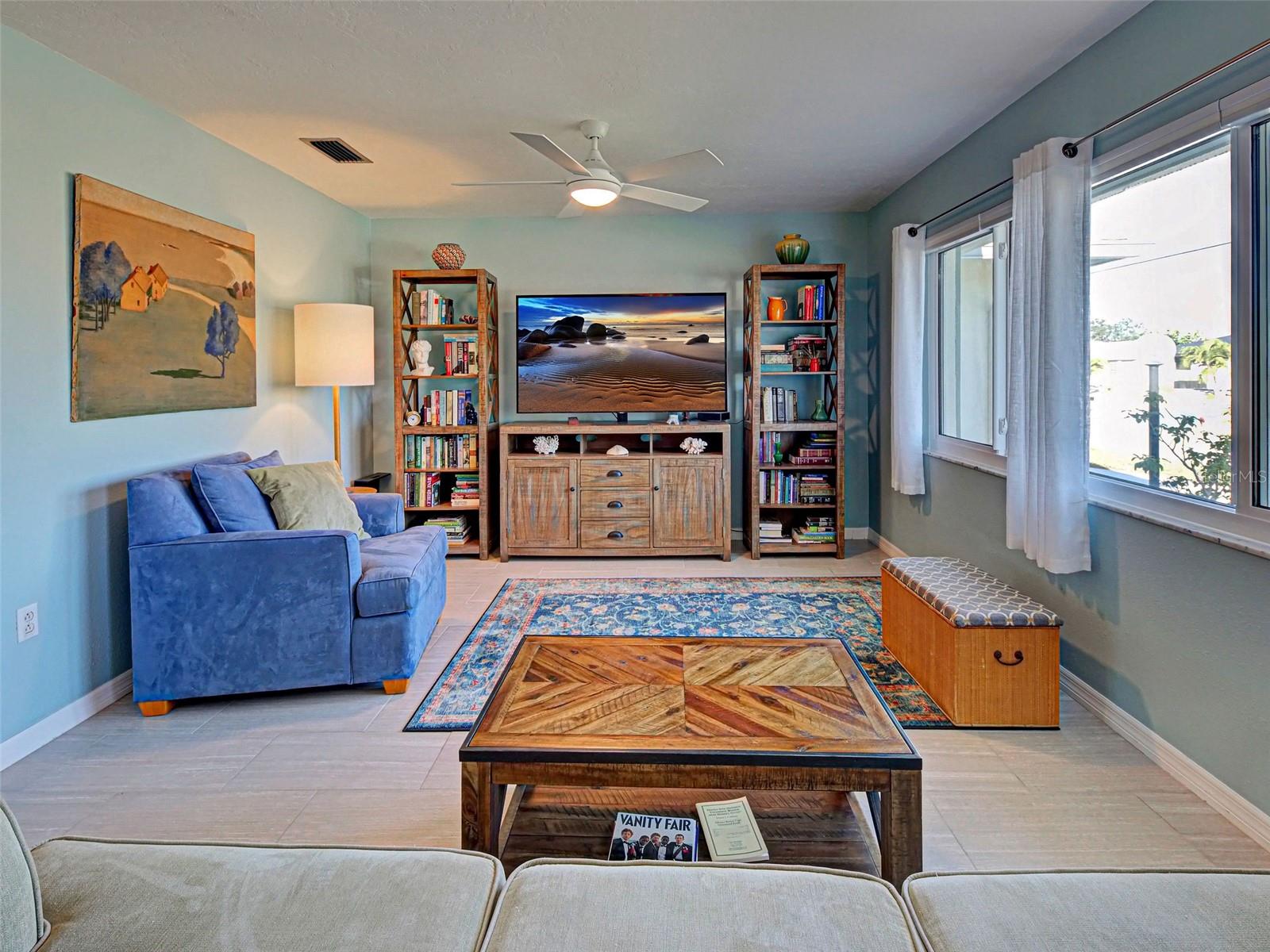 VENICE GARDENS - Residential