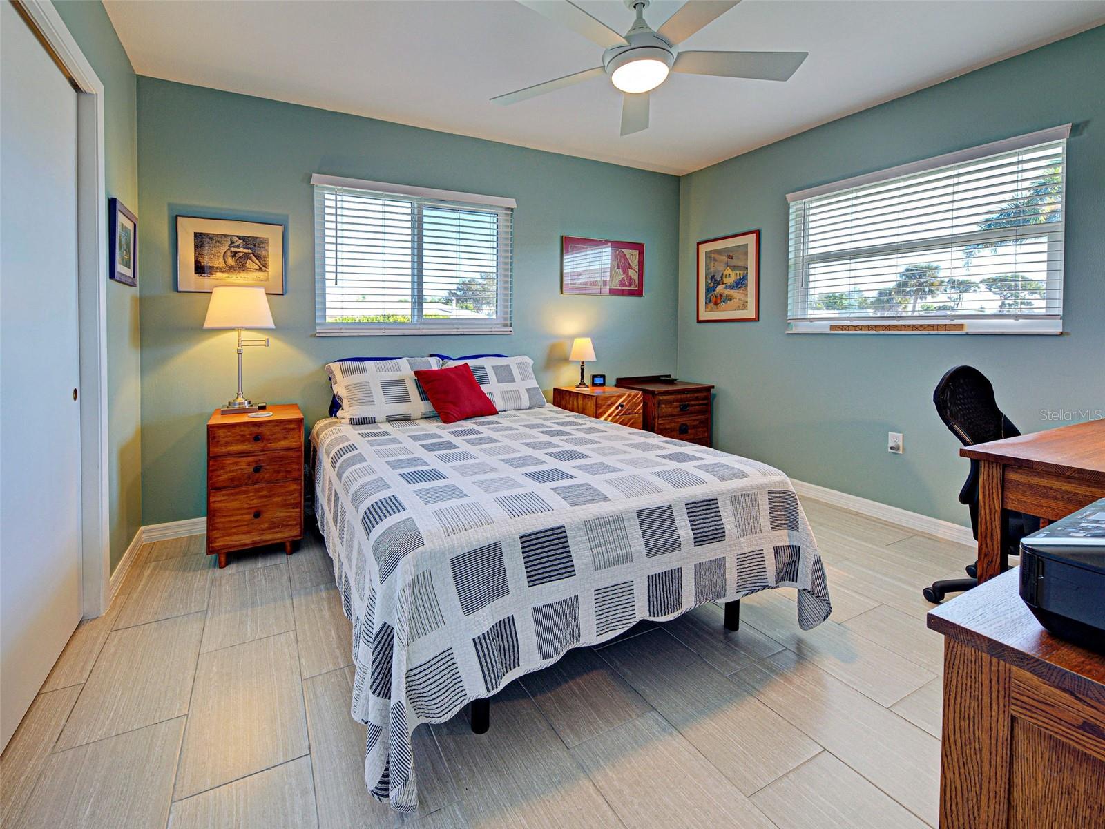 VENICE GARDENS - Residential